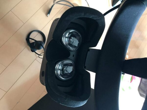 Oculus Rift S PC-Powered VR Gaming Headset - Image 5
