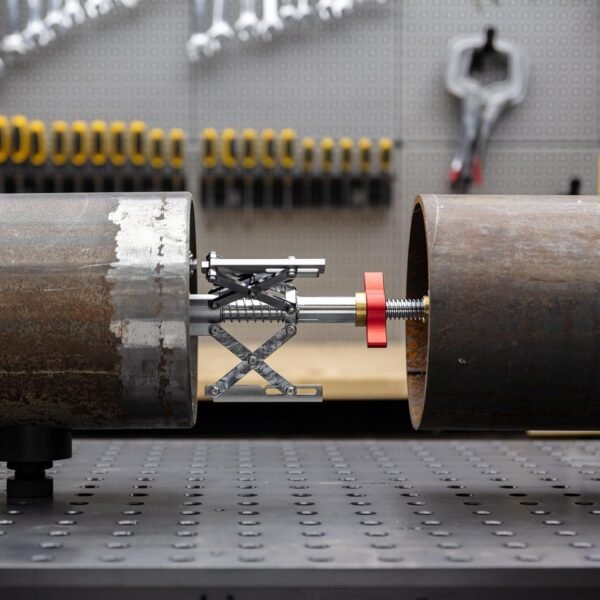 The Spider, Internal Pipe Fit-Up Clamp, CNC Machined for Precise Alignment, Stainless Steel Contact Points, Dual Locating Legs Adjustment, Versatile Fit: 4" to 8", CSA480 - Image 4